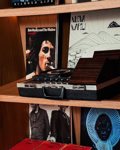 Turntable and records